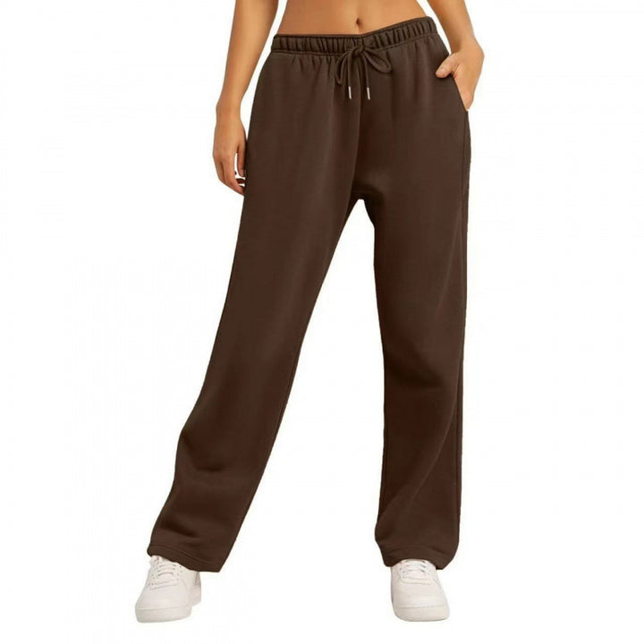 Women's sweatpants with comfortable fit and elastic waistband Lune London