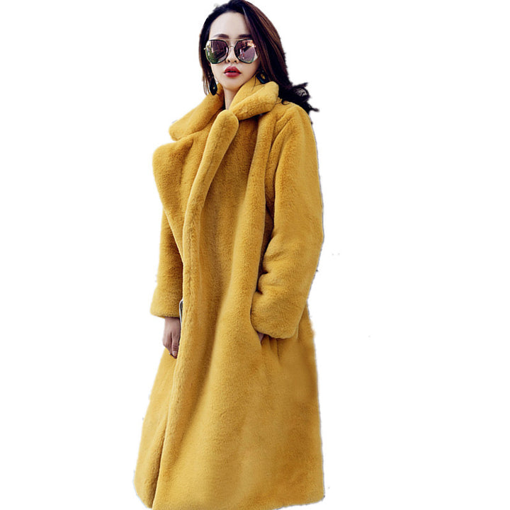 Ladies Long Teddy Coat with Wide Lapels and Elegant Cut Lune London