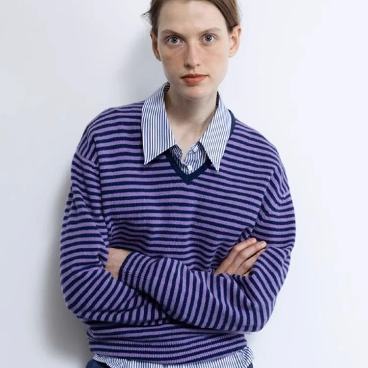 Pull rayé à col en V pour femmes Chic & Stil