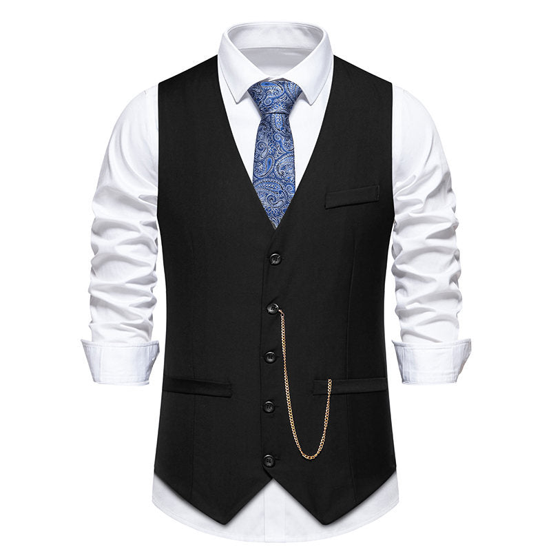 Elegant suit vest for men with a classic design and modern accents Lune London