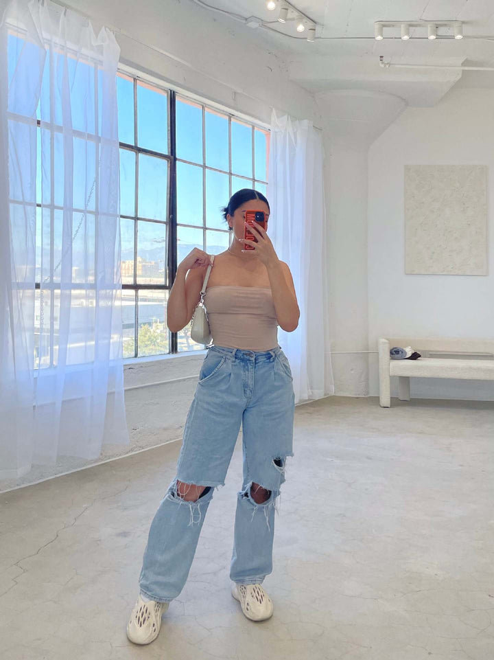Casual women's mom jeans with trendy destroyed look Lune London