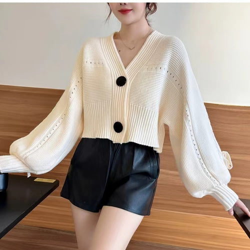 Ladies comfortable cardigan Lune London