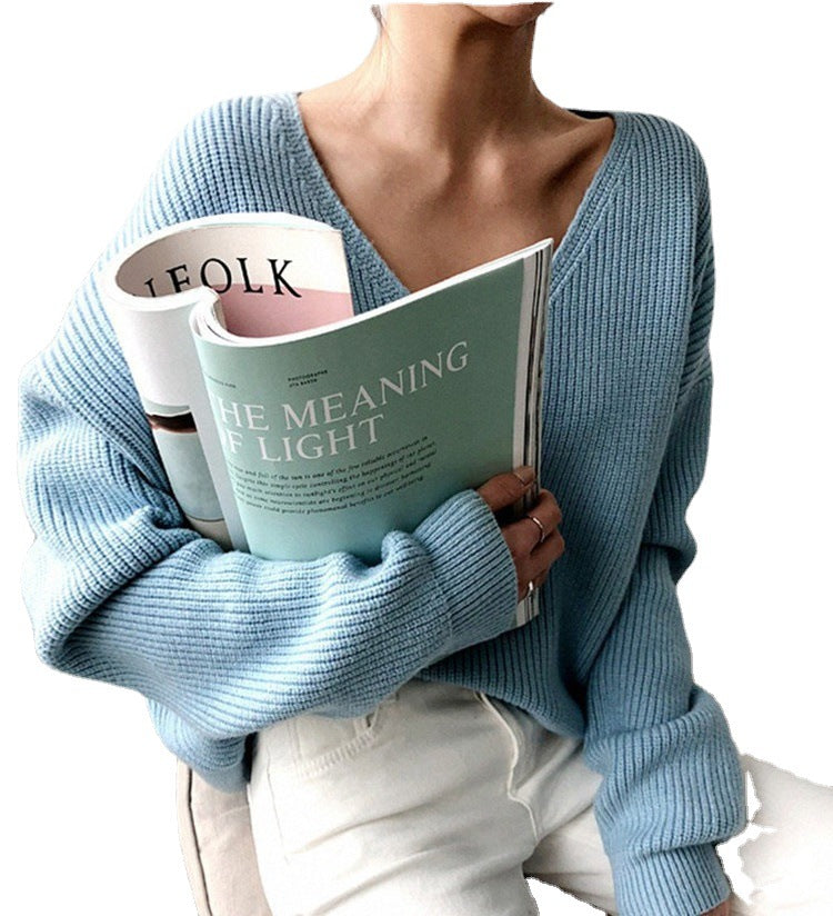 Knit sweater for women with deep V-neck and relaxed fit Lune London