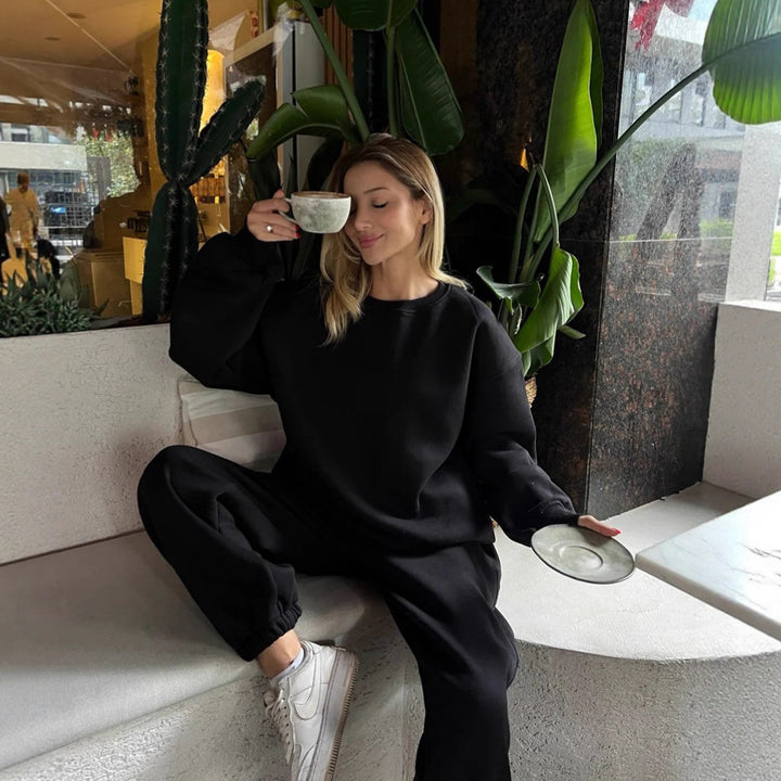 Lune London oversized casual sweatshirt and jogging set for women