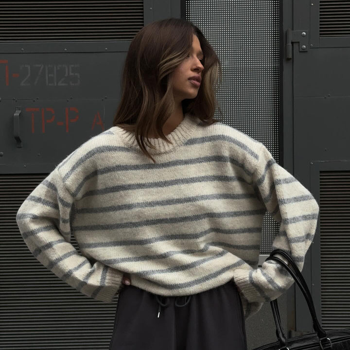 Casual knitted sweater for women with modern stripes Lune London