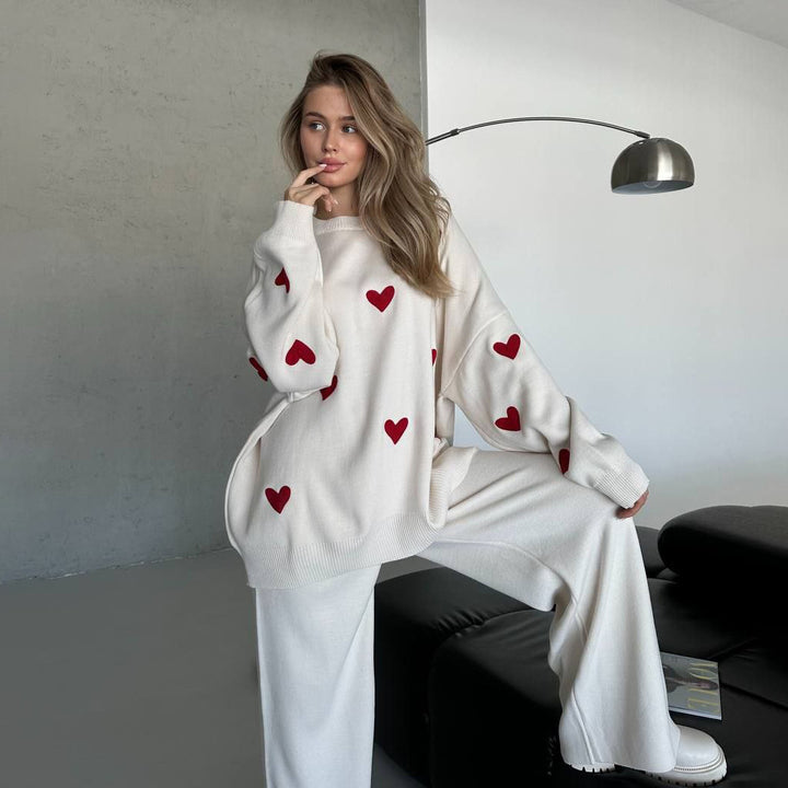 Oversized sweater for women with heart pattern Lune London