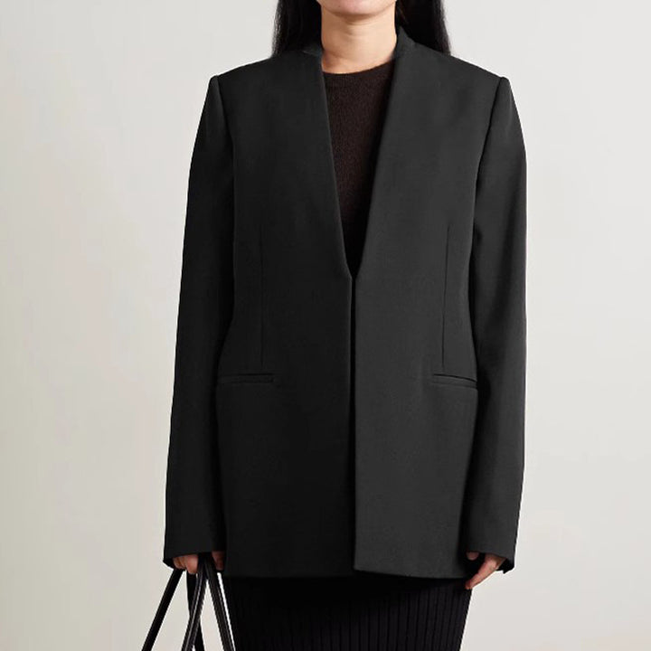 Women oversized modern blazer in textured fabric with stylish pockets Lune London