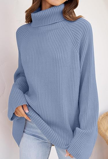 Ladies fine knit cashmere sweater with high collar and loose fit Lune London