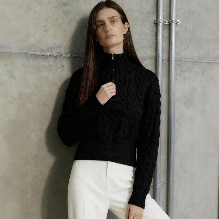 Sweater tricoté élégant pour femme avec col haut et fermeture éclair Chic & Stil