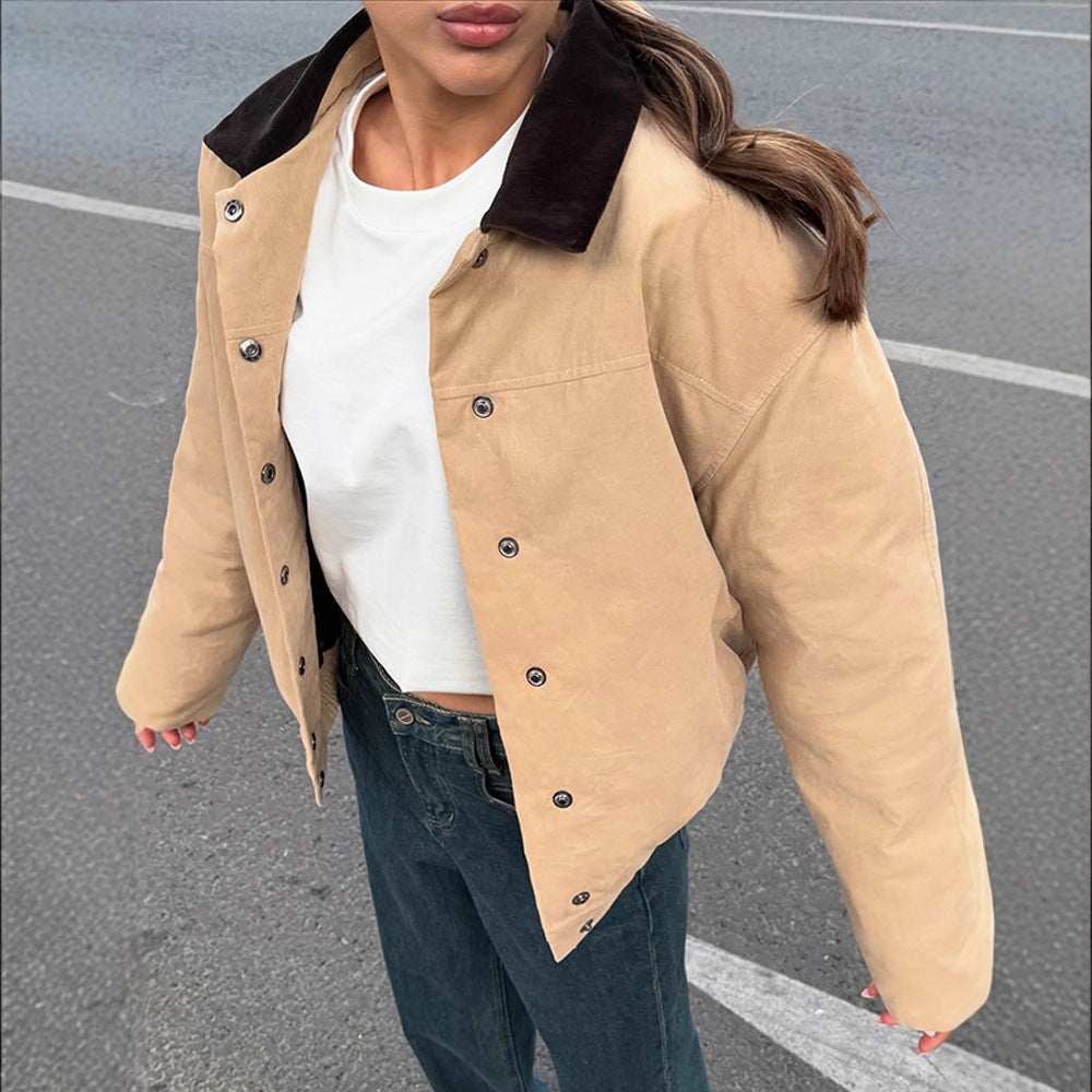 Trendy oversized women's jacket with velvet collar and snap button closure Lune London