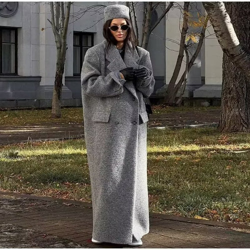 Elegant women's long wool coat with double-breasted buttons Lune London