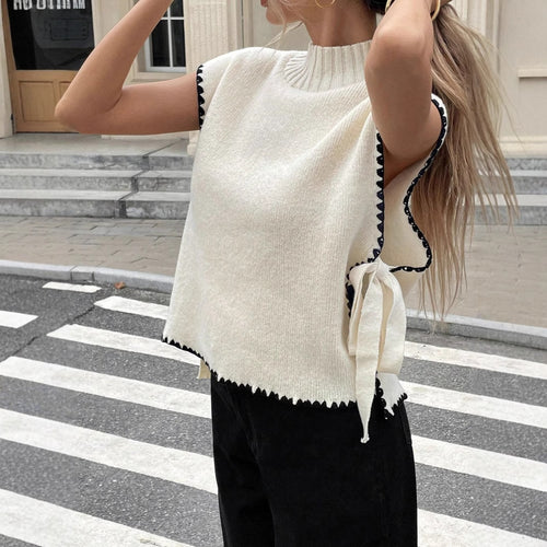 Women High-end Knitted Top with Casual Design and Fine Ribbed Collar Lune London