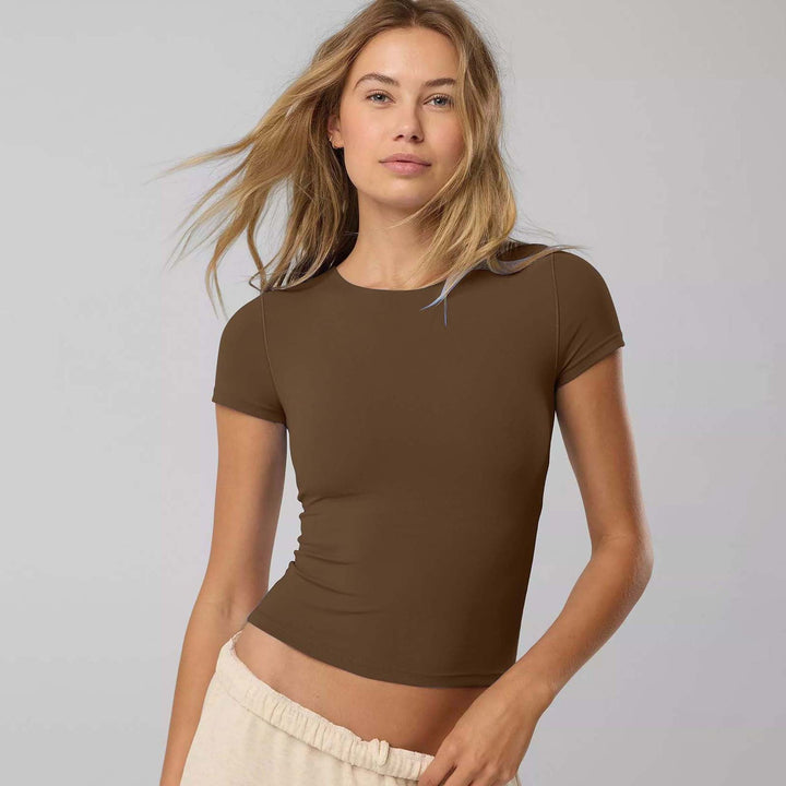 Women's Fitted Short Sleeve Shirt Made of Elastic Cotton Blend with Round Neckline and Seamless Design Lune London