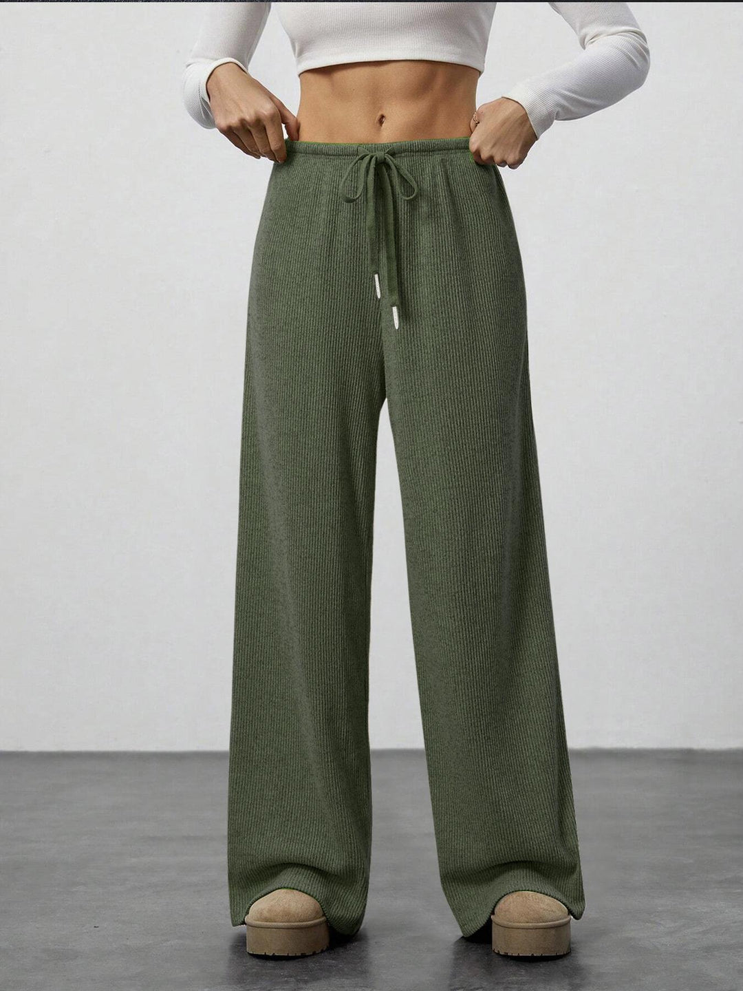 Wide-leg knitted trousers for women with elastic waistband and drawstring Lune London