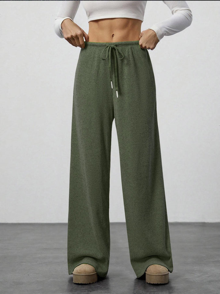 Wide-leg knitted trousers for women with elastic waistband and drawstring Lune London