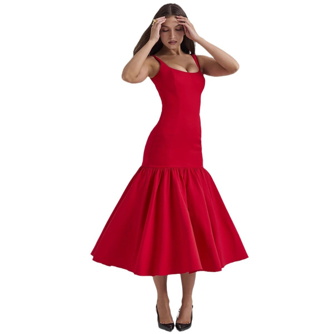 Glamorous maxi dress for women with flared skirt and fitted top Chic & Stil