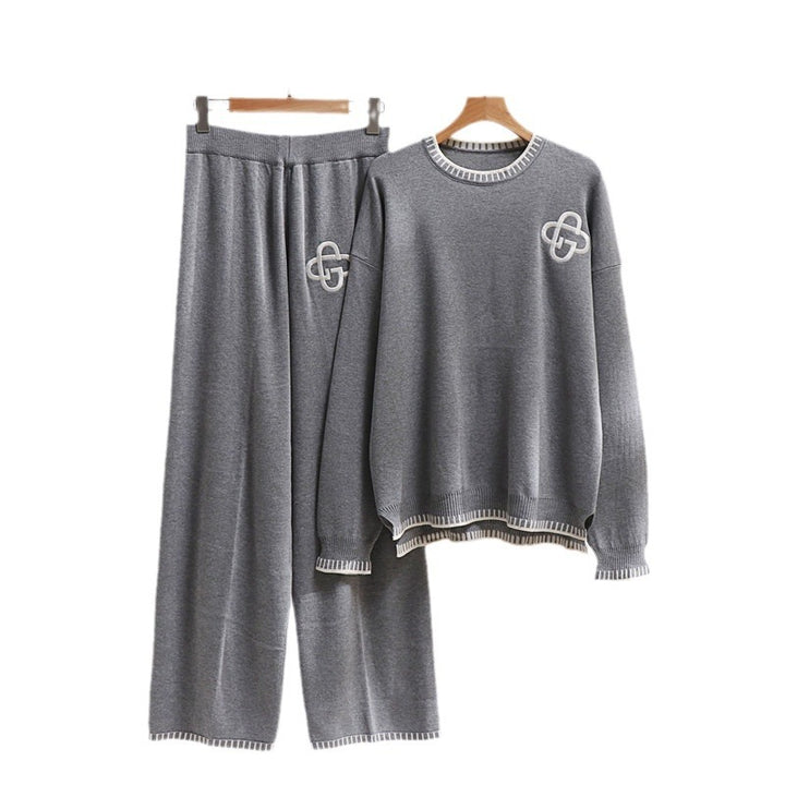 Casual knitted loungewear set for women with decorative contrasting details Lune London