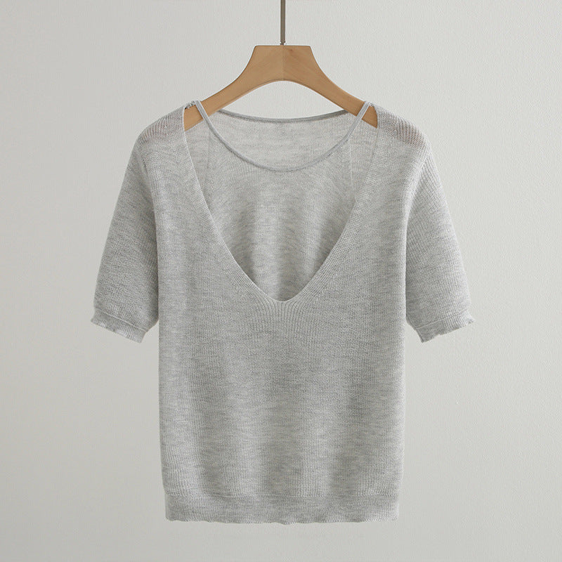 Casual V-neck knitted sweater for women with short sleeves Lune London