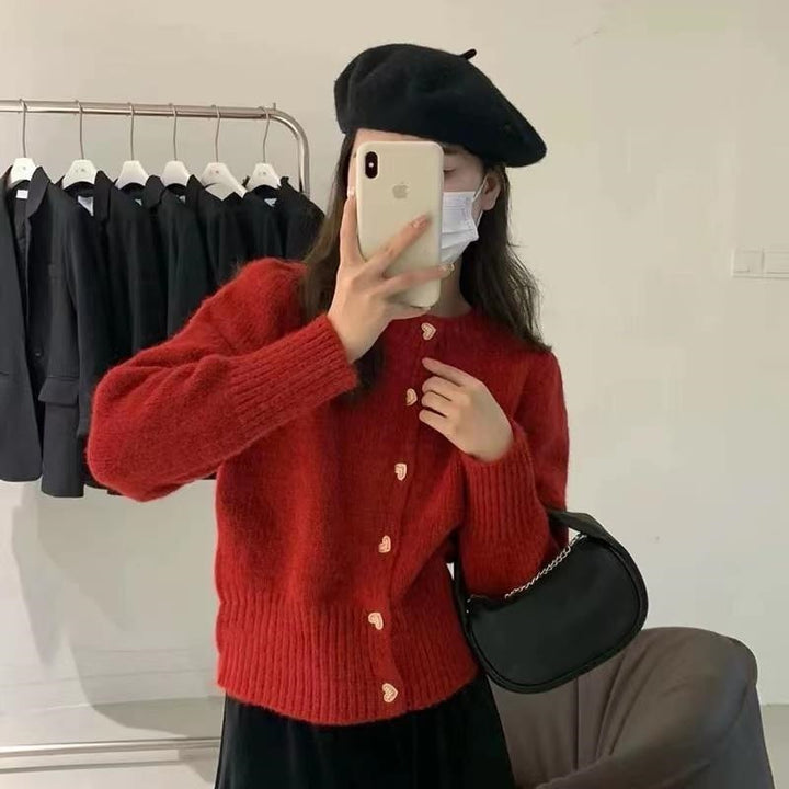 Knitted jacket for women with heart-shaped buttons and fine ribbed texture Lune London