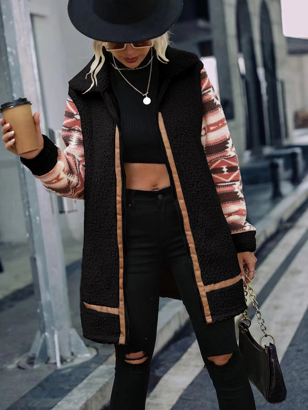 Long fleece-lined jacket for women with trendy pattern and practical integrated pockets Lune London