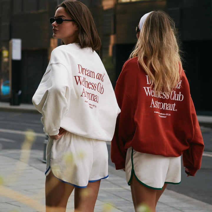 Casual sweatshirt for women with creative logo detail and off-the-shoulder Lune London