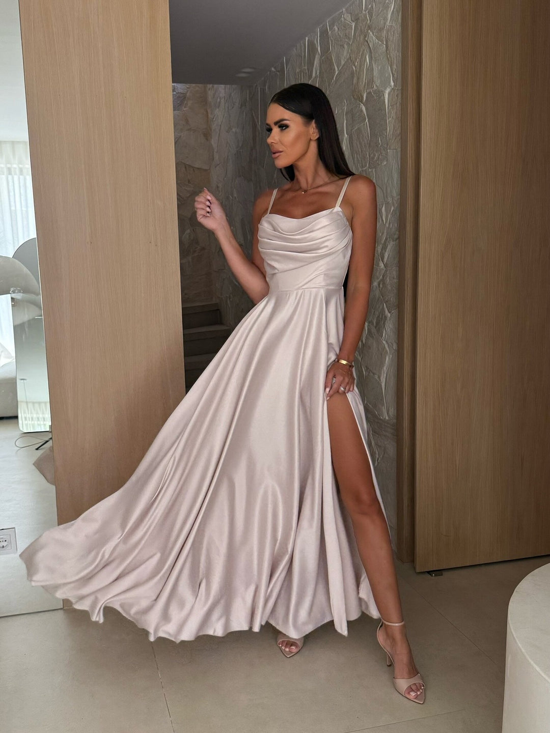 Ladies Elegant Evening Dress in Satin Lune London