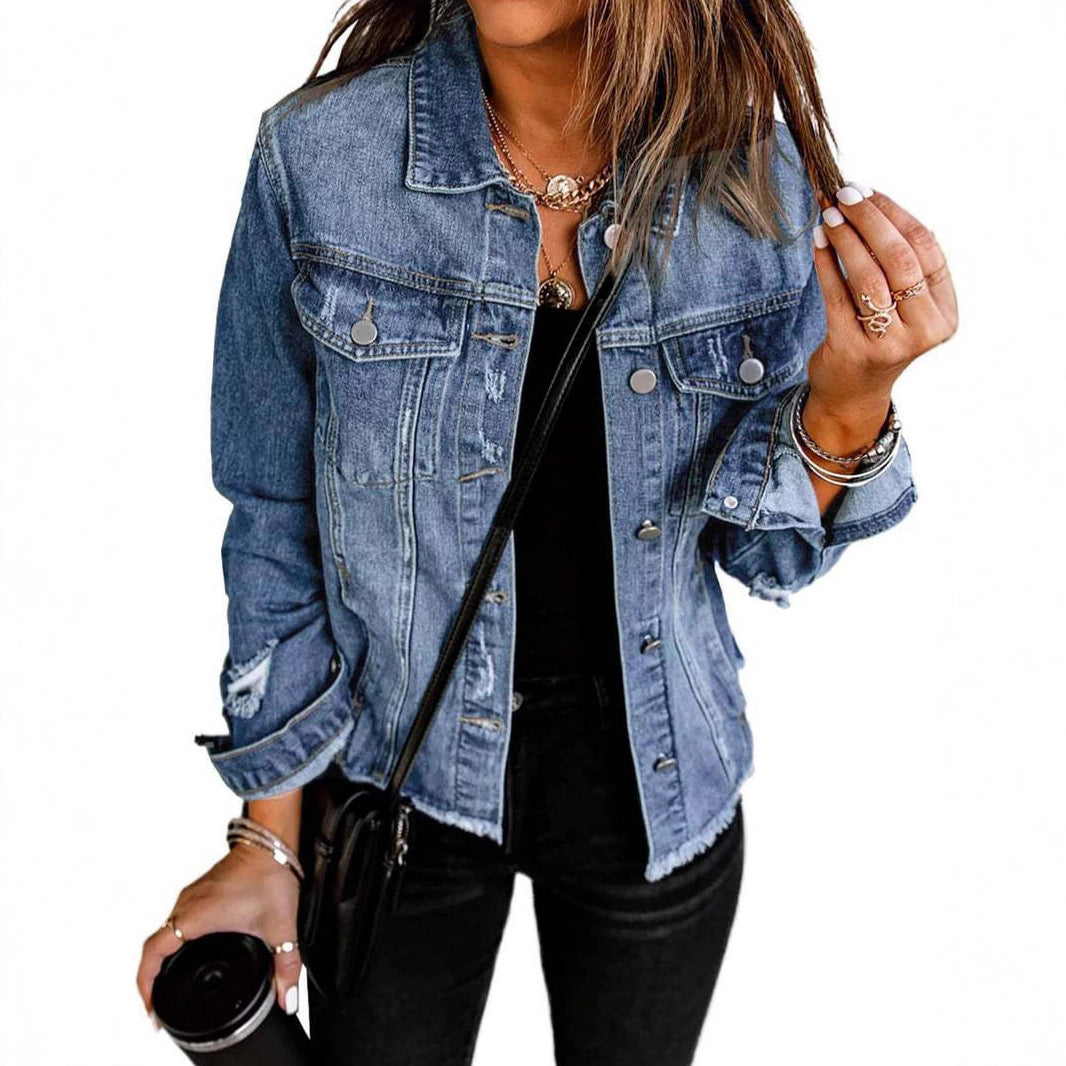 Veste en jean pour femmes au style décontracté avec des détails déchirés et une coupe classique Chic & Stil