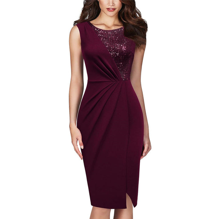Women Elegant and Figure-Hugging Cocktail Dress with Sequin Top Lune London