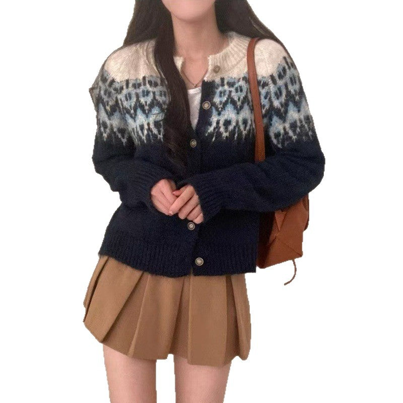 Knitted cardigan for women with traditional pattern and button details Lune London