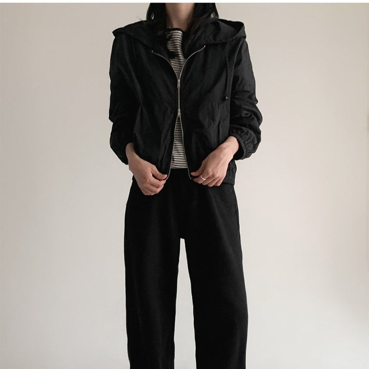 Veste de transition décontractée pour femmes avec capuche et poignets élastiques Chic & Stil