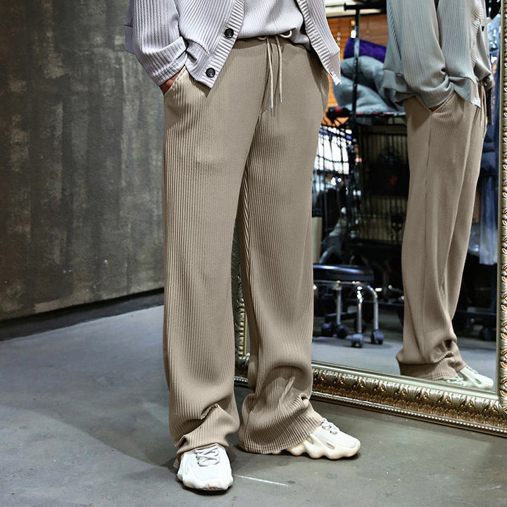 Casual striped pants for men with an elastic waistband and side pockets Lune London