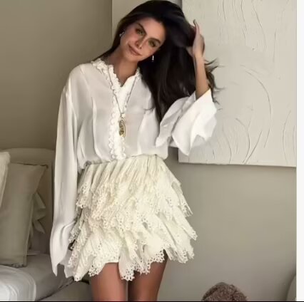 Women's blouse with an exciting ruffle detail and an elegant cut Lune London