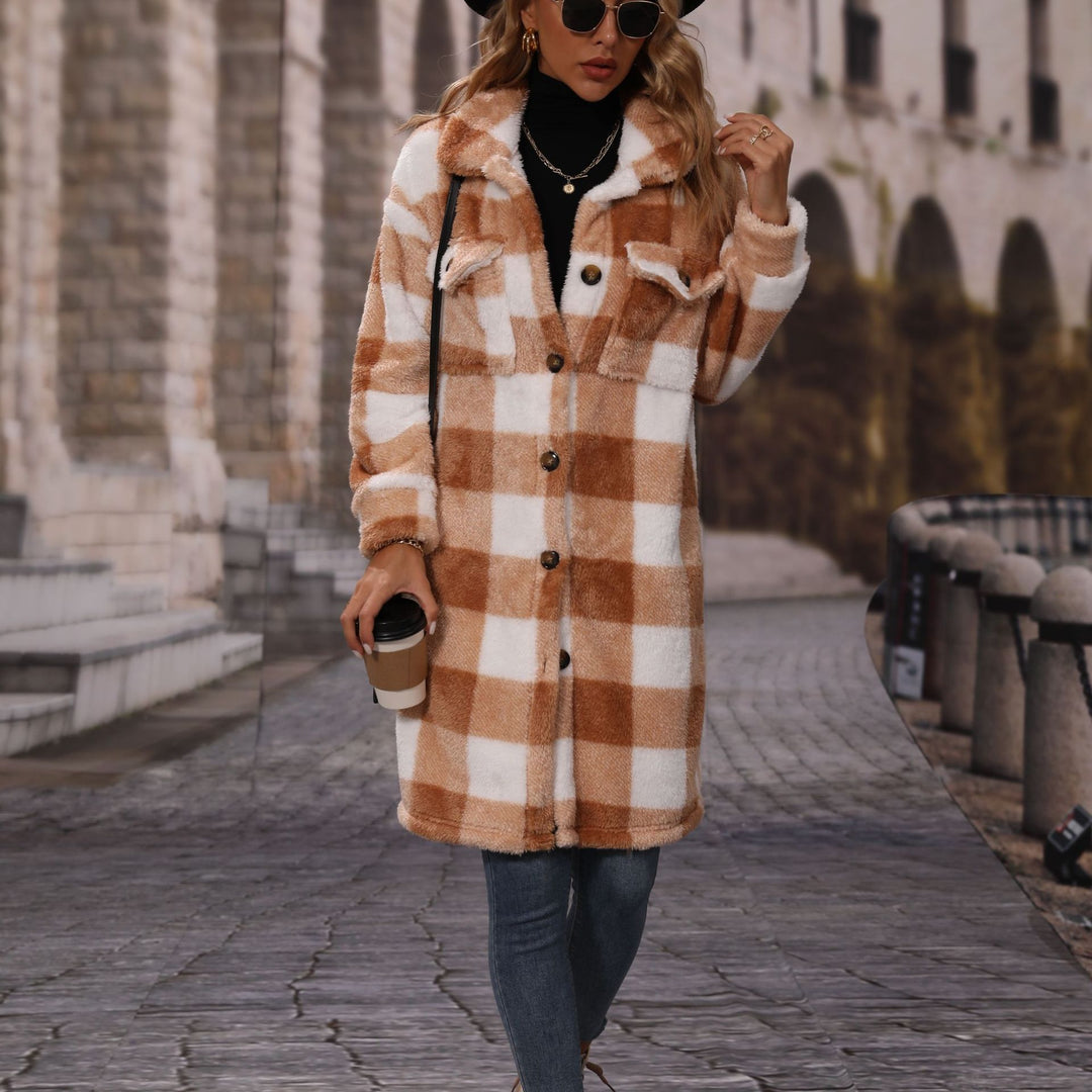 Ladies winter velvet jacket with checked design and practical pockets Lune London