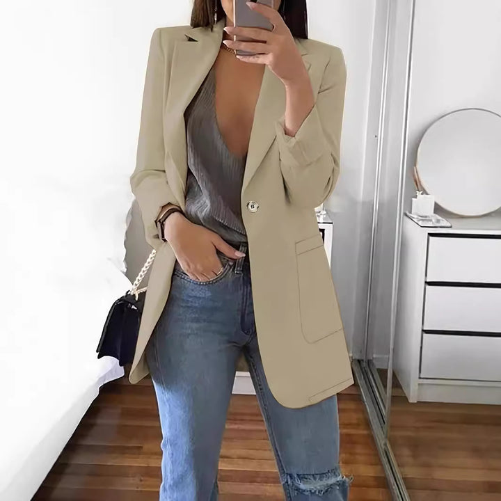 Elegant women's jacket with a deep V neckline and practical pockets Lune London