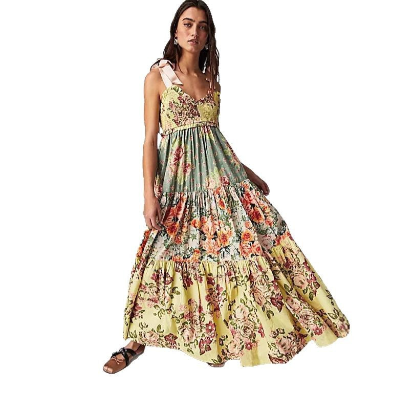 Ladies maxi dress with floral patterns and voluminous skirt Lune London