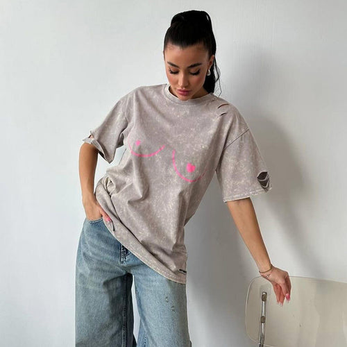 Oversized T-shirt for women with creative print and relaxed fit Lune London