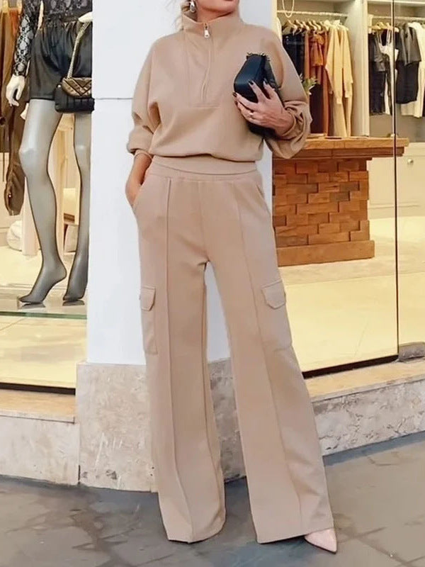 Leisure set for women with high collar and side pockets Lune London