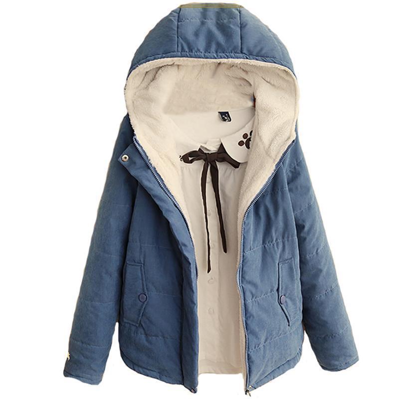 Ladies quilted hooded jacket with cozy lining and practical pockets Lune London