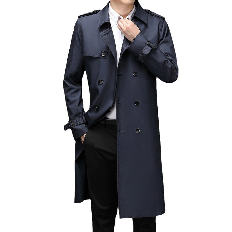 Modern trench coat for men with double-breasted buttons and practical pockets Lune London
