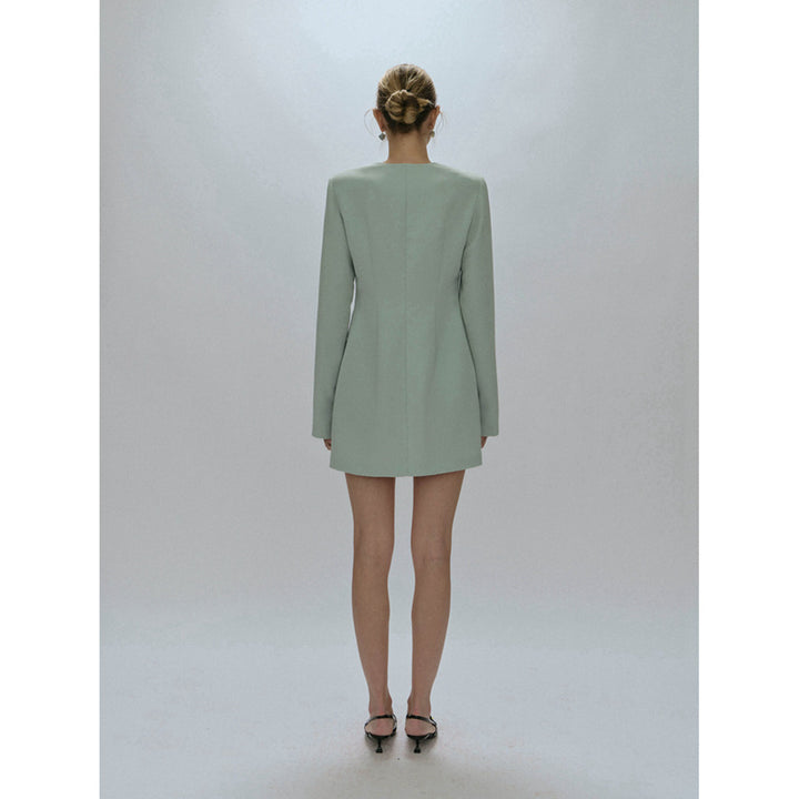 Blazer élégant pour femmes avec patte de boutonnage et silhouette minimaliste Chic & Stil
