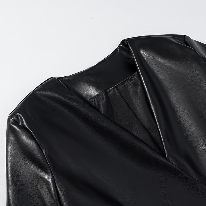 Veste blazer en faux cuir pour femmes avec poches discrètes et coupe moderne Chic & Stil