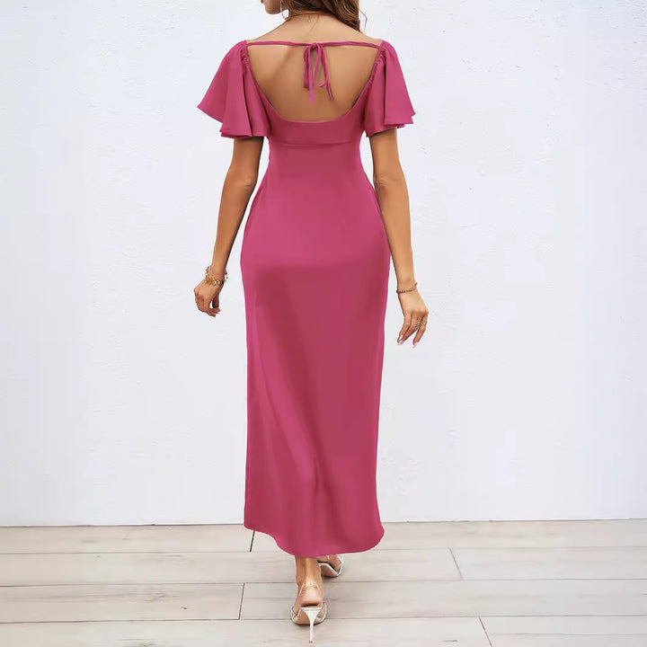 Maxi dresses for women with a plunging neckline design, elegant bow detail, and flowy fabric Chic & Stil