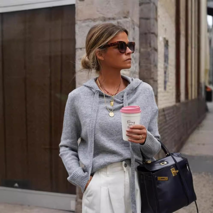 Dames loisirs sweat à capuche avec coupe moderne et poches pratiques Chic & Stil