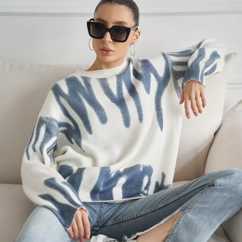 Oversized sweater for women with creative pattern and soft textured material Lune London