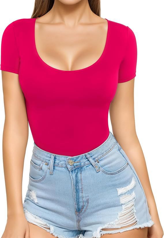 Women's fitted short-sleeve bodysuit with round neckline and seamless design Lune London