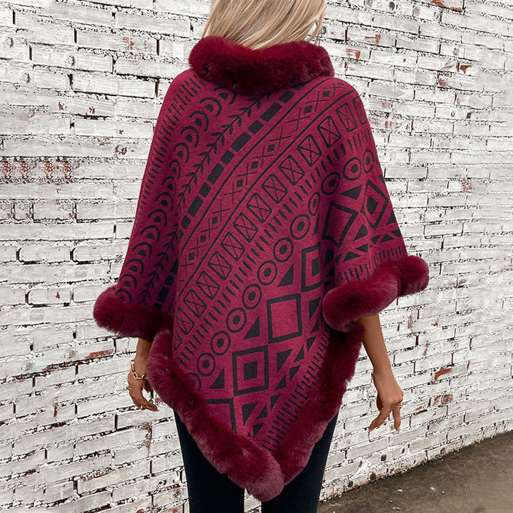 Ladies fashionable poncho with decorative faux fur collar Lune London
