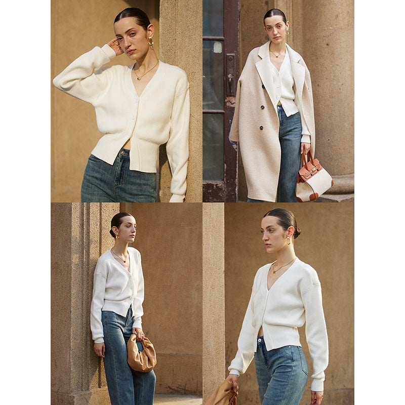 Ladies stylish cardigan with button details and elegant V-neck Chic & Stil