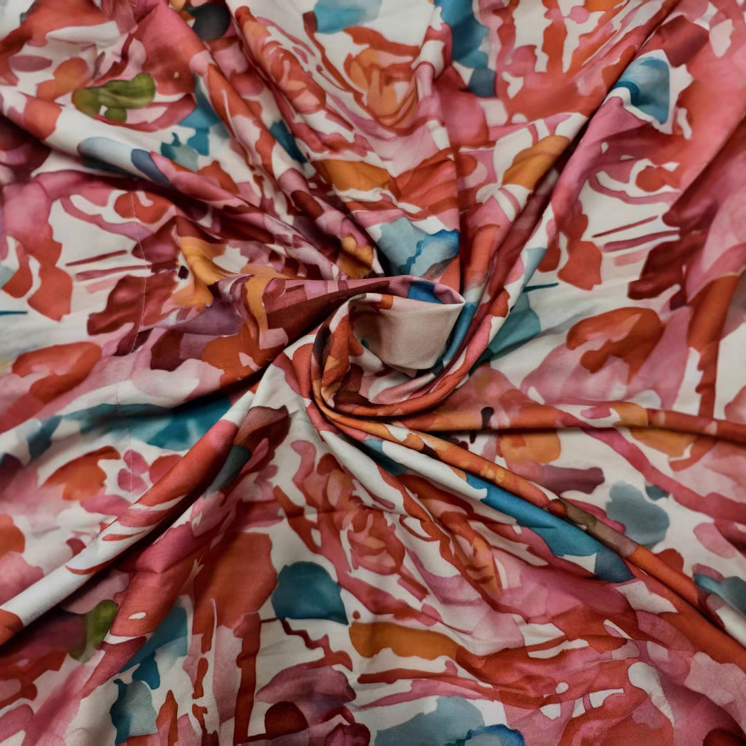 Maxi dresses for women with a colorful floral print and a slight V-neck Lune London
