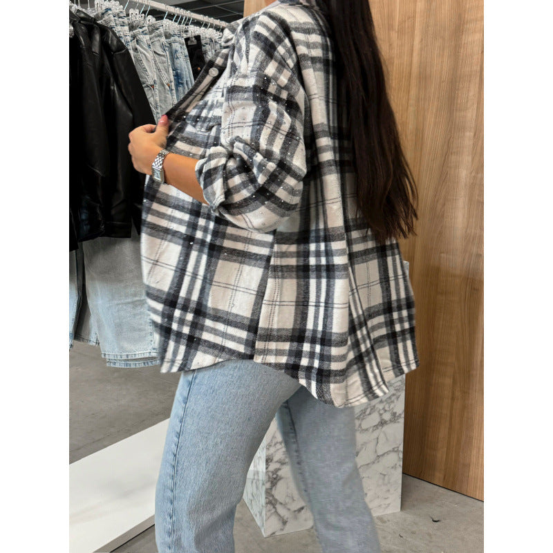 Chemise décontractée à carreaux pour femmes en coupe oversized avec poches poitrine pratiques Chic & Stil