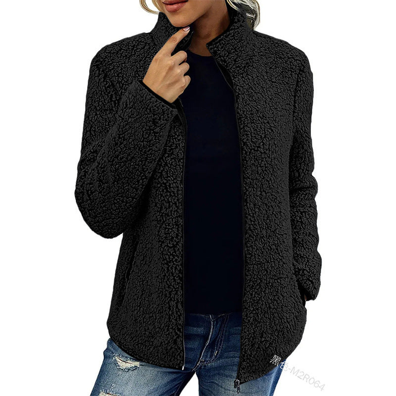 Soft fleece jacket for women with a high collar and side pockets Lune London